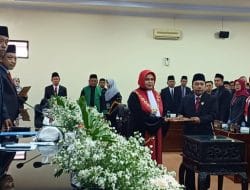 Pj Bupati Hadiri Pelantikan Ketua DPRD Trenggalek