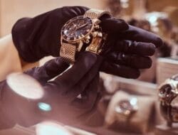 Gadai Jam Tangan Mewah dari deGadai : Solusi Cepat Untuk Kebutuhan Mendesak