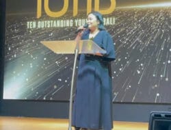 NI MADE REDINA WATI, Pemenang TOYIB 2024 JCI Badung Bali di bidang Humanitarian