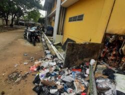 Ratusan Penghuni Rusun Tambora Terancam Terjangkit Penyakit, Akibat Sampah yang Menggunung Hingga Lantai 4 Tidak Terangkut