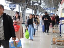 KAI Sediakan 2,75 Juta Kursi KA Ekonomi untuk Lebaran 2025, Penjualan Tiket KA JJ Lebaran Capai Lebih dari 2 Juta