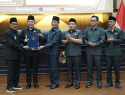 Bupati dan Wakil Bupati Jember Hadir Kompak di Paripurna RPJMD 2025–2029