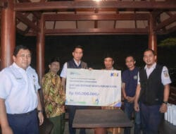 Dukung Pertumbuhan UMKM di Yogyakarta, KAI Daop 6 Yogyakarta Raih Penghargaan TJSL dalam Penganugerahan La Tofi UMKM Pariwisata dan Budaya 2025