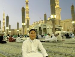 Bersyukur Bisa Berangkat Haji, Manager Prio Bagja Berterima Kasih kepada Raffi dan Gigi