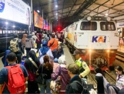 KA Lokal Pangrango Jadi Primadona dan Solusi Masyarakat Selama Musim Liburan dan Akhir Pekan