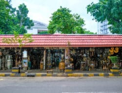 Jelajahi Pasar Barang Antik di Jakarta yang Memikat!