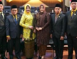 Suciati Komisi D DPRD Jember Fraksi Partai Golkar, Apresiasi Program Beasiswa Gus Bupati