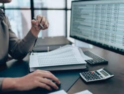 Aplikasi Akuntansi Online: Tingkatkan Efisiensi Bisnis dari Mana Saja Kapan Saja