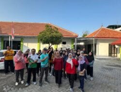 Dispussip Bojonegoro Dorong Budaya Hidup Sehat Lewat Jalan Santai Pegawai