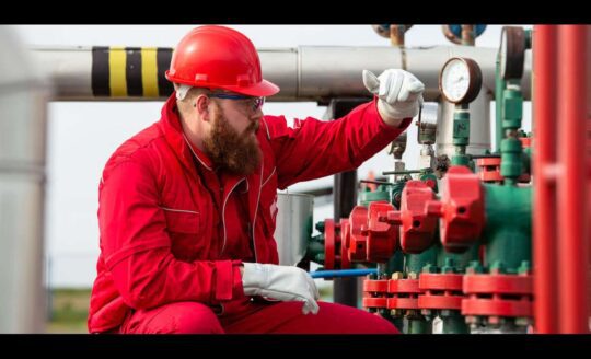 Enhance Pressure System Reliability – Learn ASME PCC-2 with PetroSync’s Industry-Trusted Repair Training