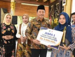 Bupati Minta Dekranasda Sidoarjo Terus Kembangkan Produk Kerajinan Khas Kabupaten Sidoarjo