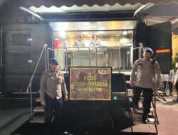 Satbrimob Polda Metro Jaya Kerahkan Dapur Lapangan untuk Warga Terdampak Banjir di Jaktim