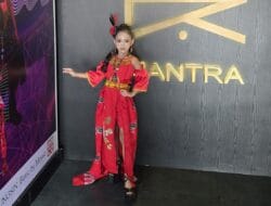 Aleeya Raih Penghargaan The Best Model of The Year di ASEAN Fashion Festival 2025