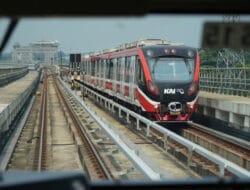 KAI Tambah Pengamanan di Stasiun LRT Jabodebek Jelang Peringatan Hari Bhayangkara ke-79 di Monas dan Imbau Masyarakat Gunakan Transportasi Umum serta Selalu Utamakan Keselamatan