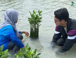 Menginspirasi! Mahasiswa Terjun Langsung ke Lokasi Penanaman Pohon Bersama LindungiHutan