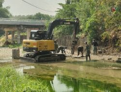 Jaga Ketersediaan Air Baku, TMMD 125 Bojonegoro Rehabilitasi Check Dam Dusun Sekonang