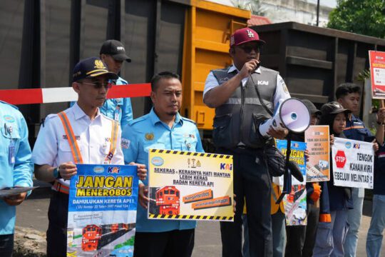 Hingga Juli 2025, KAI Divre IV Tanjungkarang Gelar 51 Sosialisasi Keselamatan di Perlintasan Sebidang