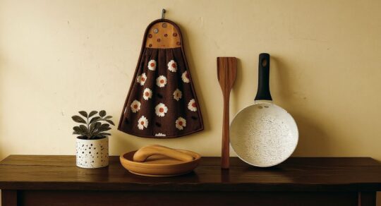 Dukung Produk Lokal di HUT RI Ke-80, 6 Perlengkapan Rumah Tangga yang Hemat di MR. DIY