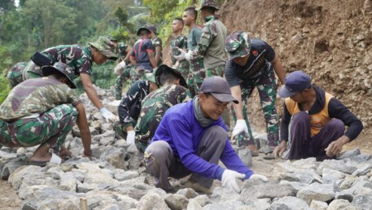 Energi Baru Bawa Harapan Desa Terpencil di Kaki Gunung Wilis