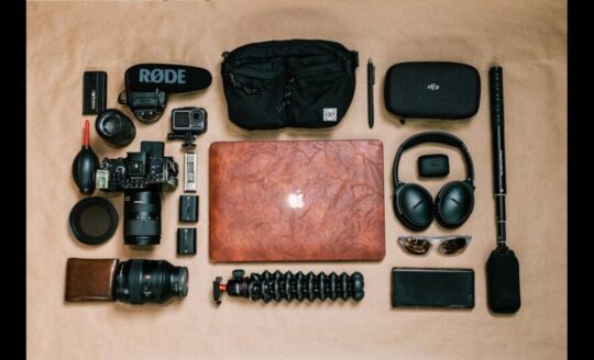 Ingin Mulai Jadi Konten Kreator? Ini 9 Alat Shooting Yang Kamu Butuhkan