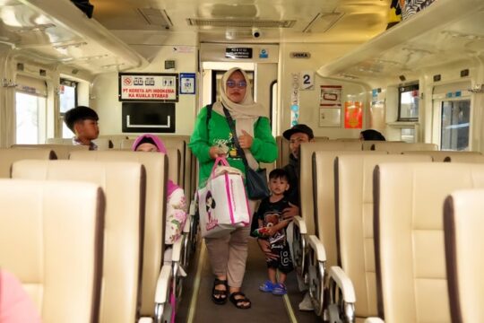 DPR Usul Gerbong Merokok, KAI Tanjungkarang Pastikan Aturan Tetap