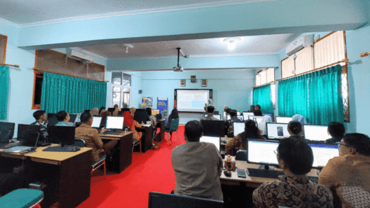 MAXY Academy Selenggarakan Pelatihan AI untuk Masyarakat, Dorong Akselerasi Literasi Teknologi di Indonesia