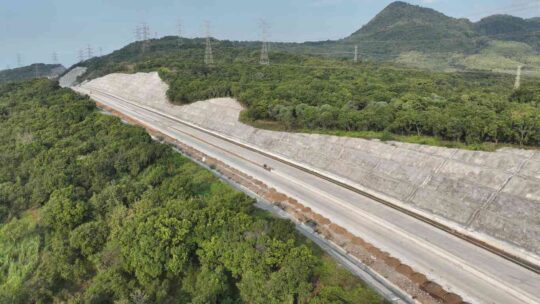 PTPP Tancap Gas Proyek Tol Probowangi Paket 3: Progres 79%, Buka Akses Ekonomi Baru di Ujung Timur Jawa