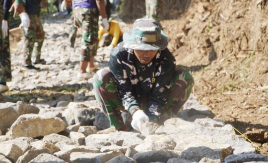 Menembus Keterisolasian Desa Ngranget di Kampung Pesilat