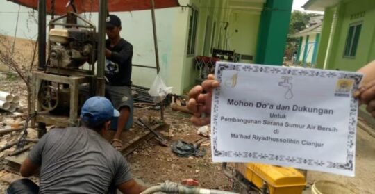 Yayasan Islam Al-Huda Bangun Sumur Bor di Ma’had Riyadhusshalihin Cianjur