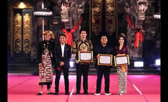 CROSS Hotels & Resorts Dukung Jegeg Bagus Bali 2025: Pariwisata Berkelanjutan dan Pelestarian Budaya