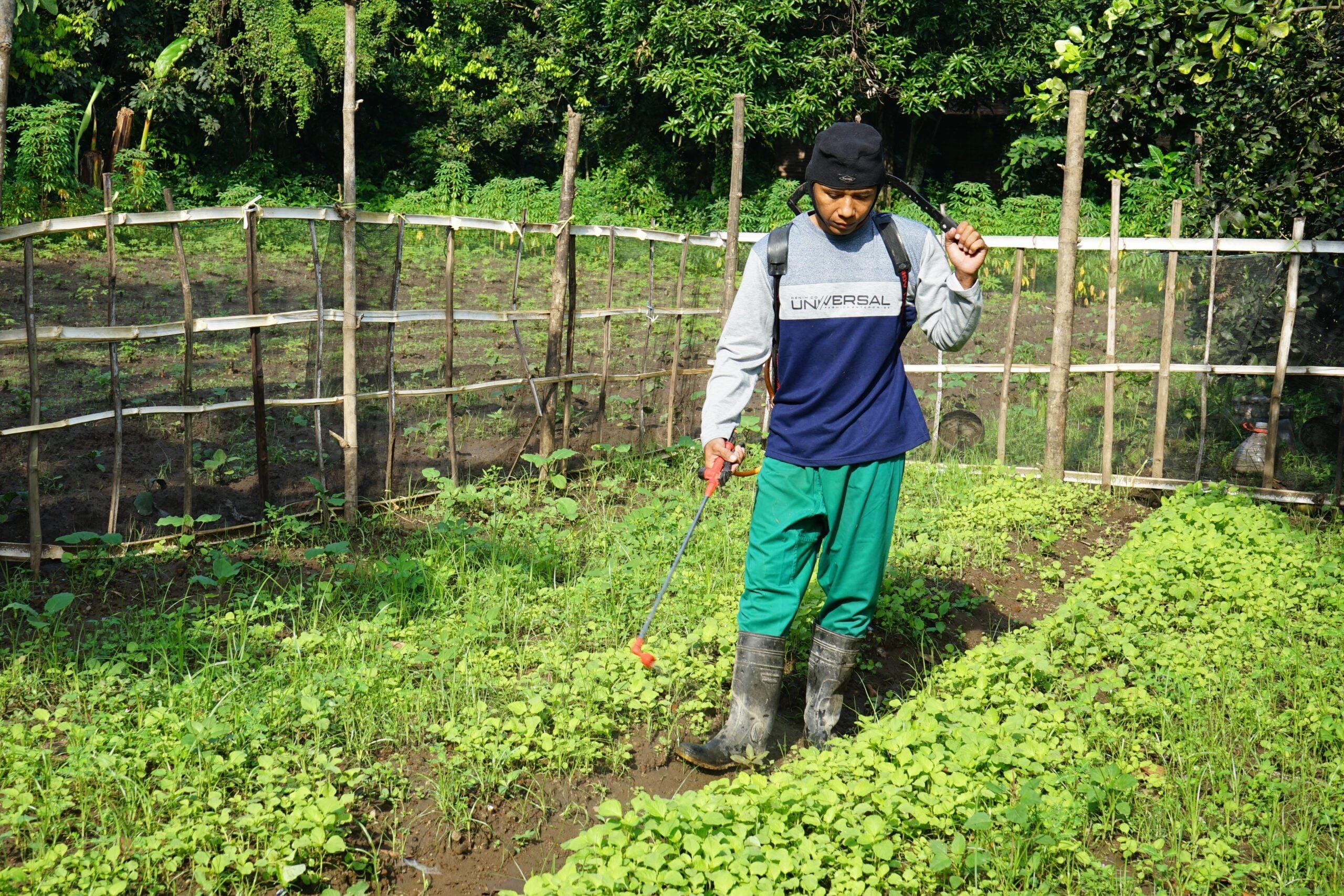 Dari Tanah Kering, Tumbuh Harapan Mulia Seorang Prajurit