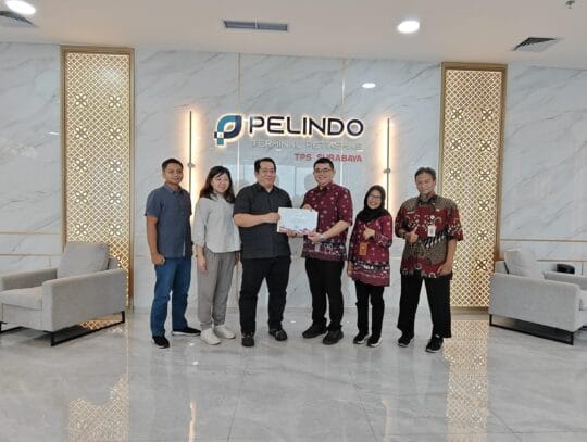 Buah Kepatuhan terhadap Kewajiban Perpajakan  TPS Terima Penghargaan Pajak PBB Teladan 2025