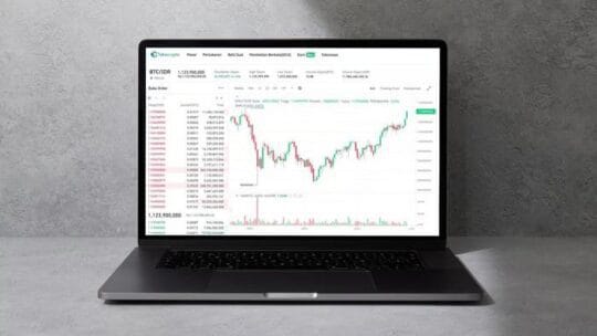 Suku Bunga AS Turun, Harga Bitcoin Bisa Tembus Rp2 Miliar Lagi?