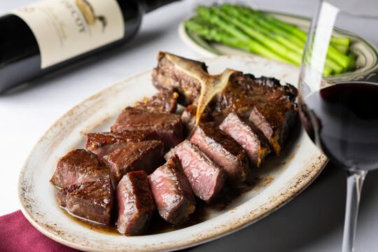 Taste the Famous New York Steakhouse BENJAMIN STEAKHOUSE Now in Japan!