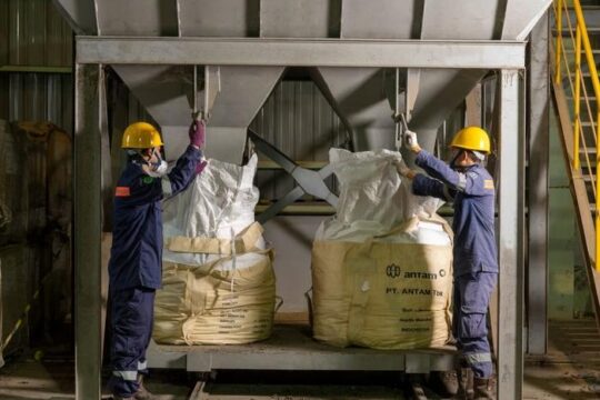 Lonjakan Laba Antam, Prospek Saham Grup MIND ID Makin Solid Didukung