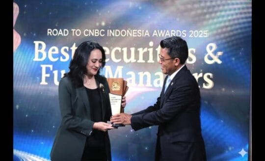 BRI-MI Raih Penghargaan Pioneer of Mutual Funds and Trusted Investment Manager 2025