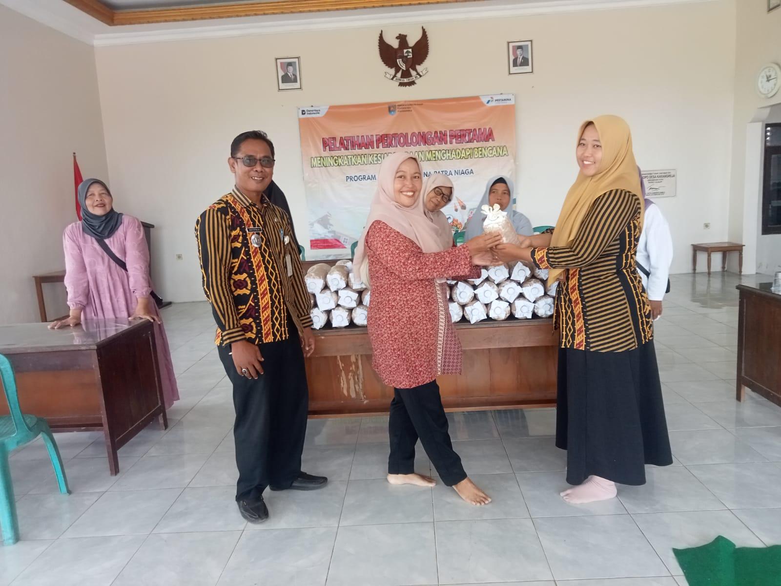 Dorong Ekonomi Kreatif Lewat Jalur Jamur Tiram, Ini Hasilnya