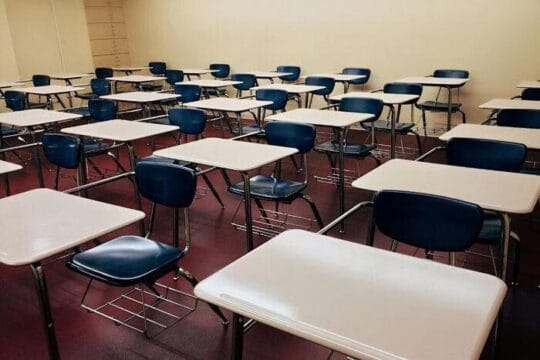 Apa Saja Biaya Sekolah Anak yang Tak Terduga dan Bagaimana Menyiasatinya?