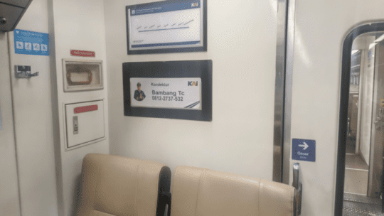 Jangan Panik Jika Terjadi Kendala saat Perjalanan Naik Kereta, Hubungi Langsung Nomor Kondektur