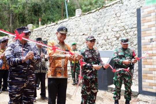 Irup Kadispotdirga Didampingi Dansatgas TMMD 126 Kodim Bersama Forkopimda Tinjau Lokasi Fisik