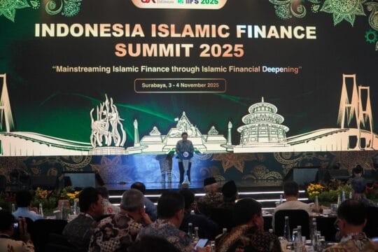 Pegadaian Dukung Penguatan Keuangan Syariah di Indonesia Melalui Indonesia Islamic Finance Summit 2025