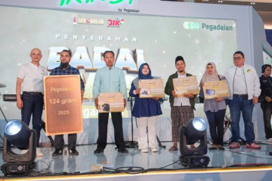 43 Nasabah Pegadaian Kanwil XII Surabaya Raih Hadiah dalam Program Badai Emas 2025