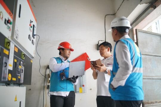 PLN Hadir Untuk Rakyat, Operasikan 247 Pelanggan Tegangan Menengah