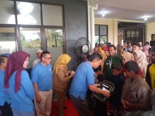Manfaatkan Libur Sekolah, PMI Cilacap Fasilitasi Khitan Massal untuk 163 Anak
