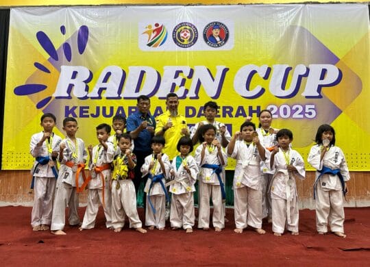 Atlet DKKI Sidoarjo Sabet 5 Emas, 6 Perak, 3 Perunggu, Kejuaraan Karate Full Contact, Raden Cup DKKI Jatim di Kota Kediri