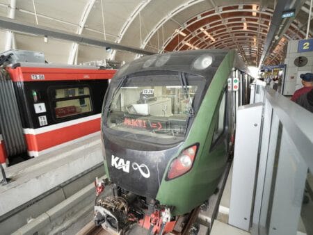 KAI Catat Peningkatan Pengguna LRT Jabodebek pada 2 Desember 2025
