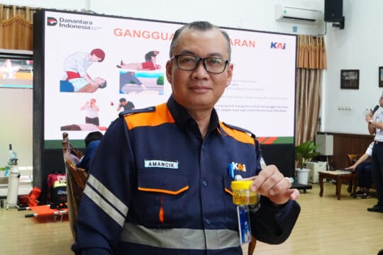 Jelang Angkutan Libur Nataru 2025/2026, KAI Divre III Palembang Gelar Tes Narkoba Pegawai