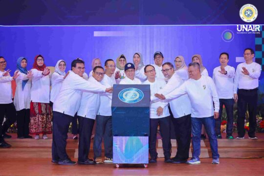 Rektor Resmi Buka AEE, Wadahi Calon Mahasiswa Siapkan Strategi Masuk Kampus Impian