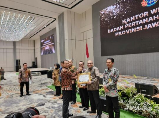 IPLT Kedawung Diprotes Warga, Bau Limbah dan Kerusakan Kolam Picu Penyegelan