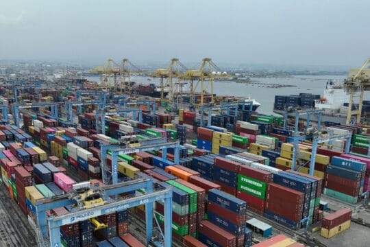 Arus Peti Kemas Tembus 13,34 Juta TEUs, Tumbuh 6,87 Persen
